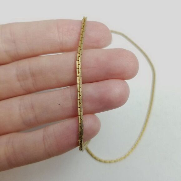 Vintage Simple Gold Tone Chain Necklace, Simple Nice Length, Estate - Picture 2 of 4